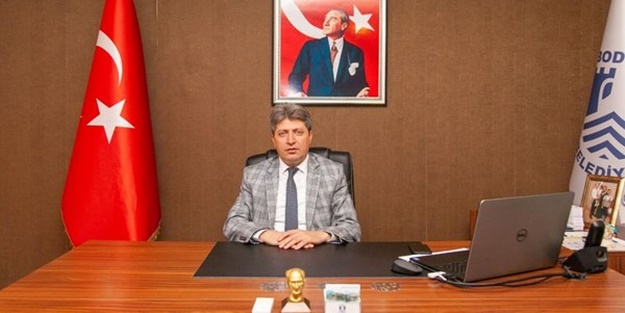 CHP'li meclis üyelerinden zorbalık! Başkan yardımcısının odasını bastılar