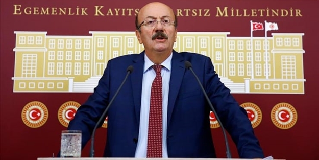 CHP'li Mehmet Bekaroğlu baltayı taşa vurdu! Cumhur İttifakı'nı eleştirmek isterken rezil oldu