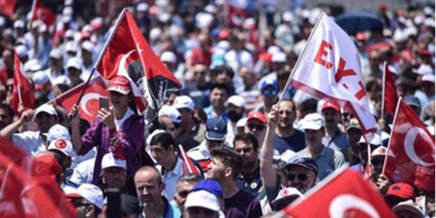 CHP'li Okuyan'ın mağdur ettiği EYT'liler bakın kime sığındı: Denize düşüp yılana sarıldılar!