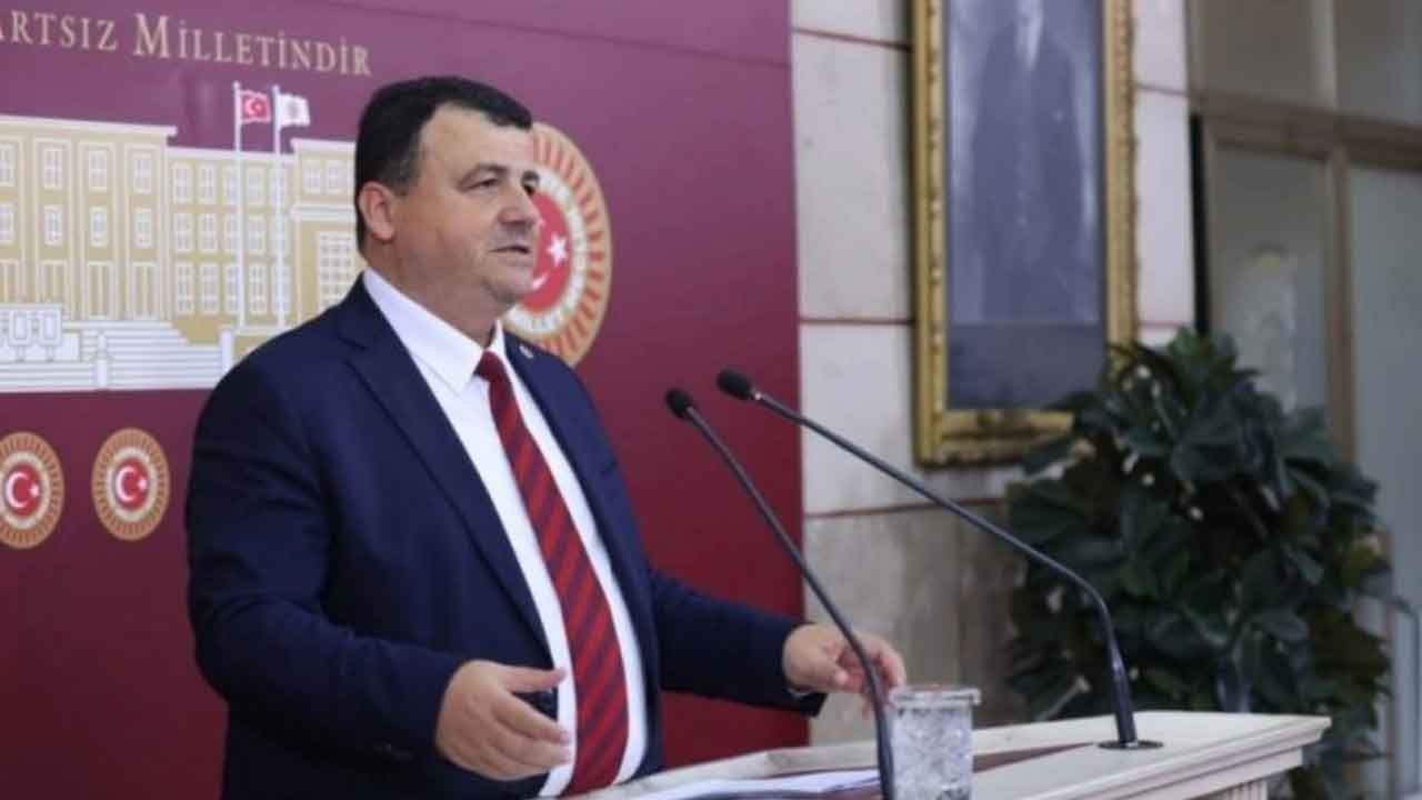 CHP’li Öztürk sapla samanı karıştırdı! Ayık kafayla bunu söylüyorsa.... Çocuklar, Fortnite ve PUBG’de öldürmeyi mi öğrensinler?