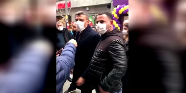 CHP'li seçmenler Kılıçdaroğlu'nu eleştiren Öztürk Yılmaz'ın üzerine yürüdü