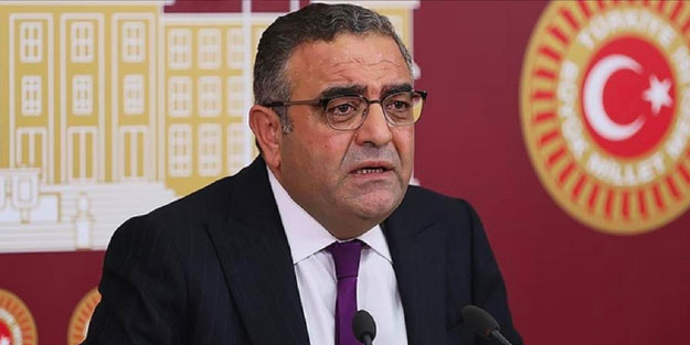 CHP'li Sezgin Tanrıkulu'ndan terör halayına destek