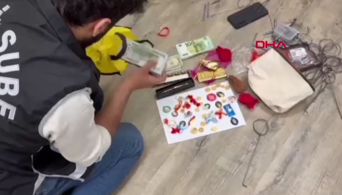 CHP’li Şile Belediye’sinde Rüşvete suçüstü! Kameralara yakalandı. Özgür Özel buna ne diyeceksin?