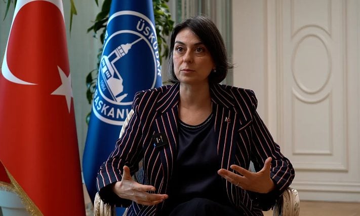 CHP’li Sinem Dedetaş’ın Üsküdarlıya faturası ağır oldu: Üsküdar borç batağına böyle sürüklendi