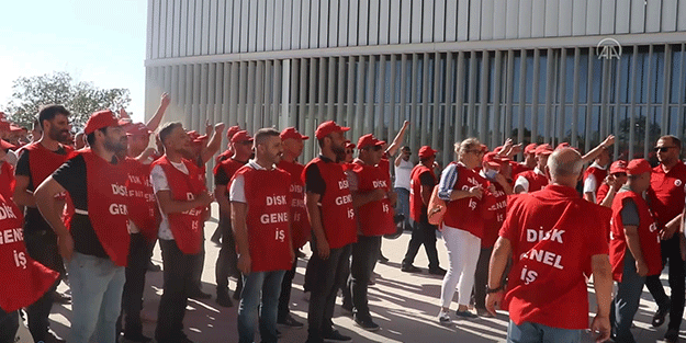 CHP'li belediyede işçiler ayaklandı