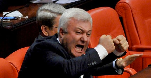 CHP'li Tuncay Özkan yine saçmaladı! O isim barıştan yanaymış