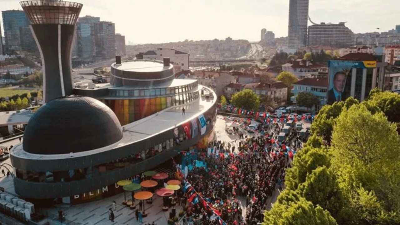 CHP'li Üsküdar Belediyesi tepkilerin odağı haline geldi! Çocuklardan ne istediniz?