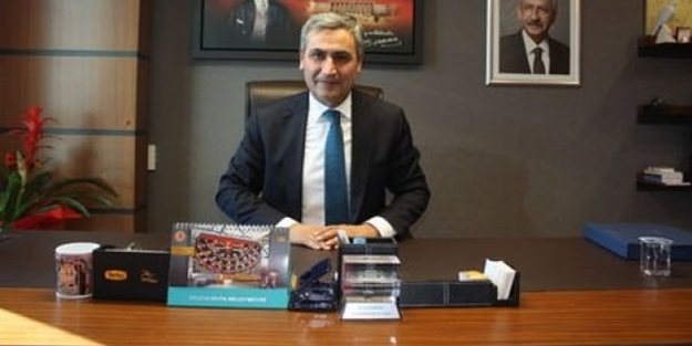 CHP'li vekilden 'poster' açıklaması