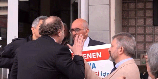 CHP'li yöneticiden eylem yapan doktora saldırı! 'Provokatör'