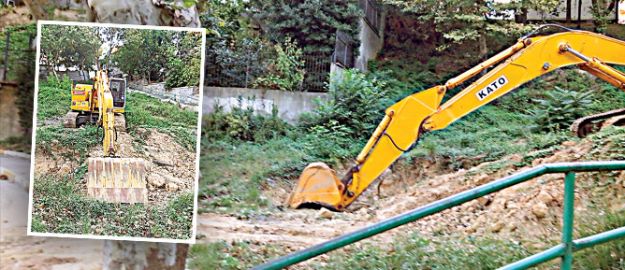 CHP’li Sarıyer Belediyesi Cemevi için ağaçlara kıydı