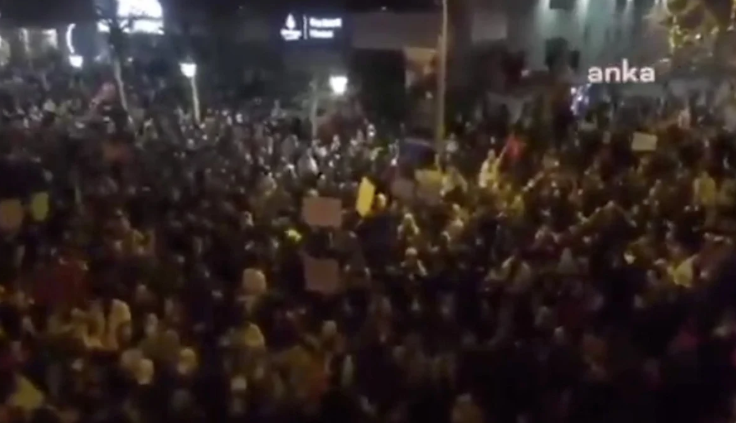 CHP’liler komediye döndü! Neyi deneseler olmadı! Gençliğe hitabeyi beceremedik, Hadi Mustafa Kemal’in askerleriyiz diyelim!