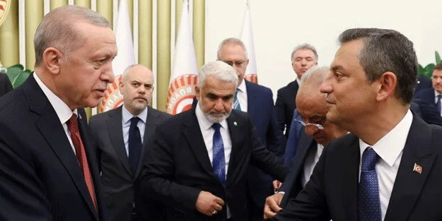 CHP’liler Özgür Özel’i darlamaya başladı! "Erdoğan’la görüş yoksa batacağız"