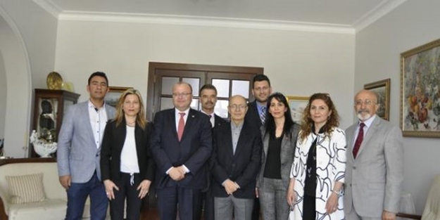 CHP'lilerden Ahmet Necdet Sezer'e ziyaret!