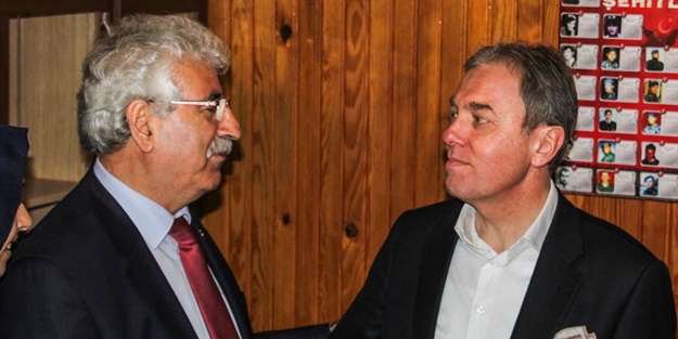 CHP'li vekil AK Partili vekili bakın kim sandı