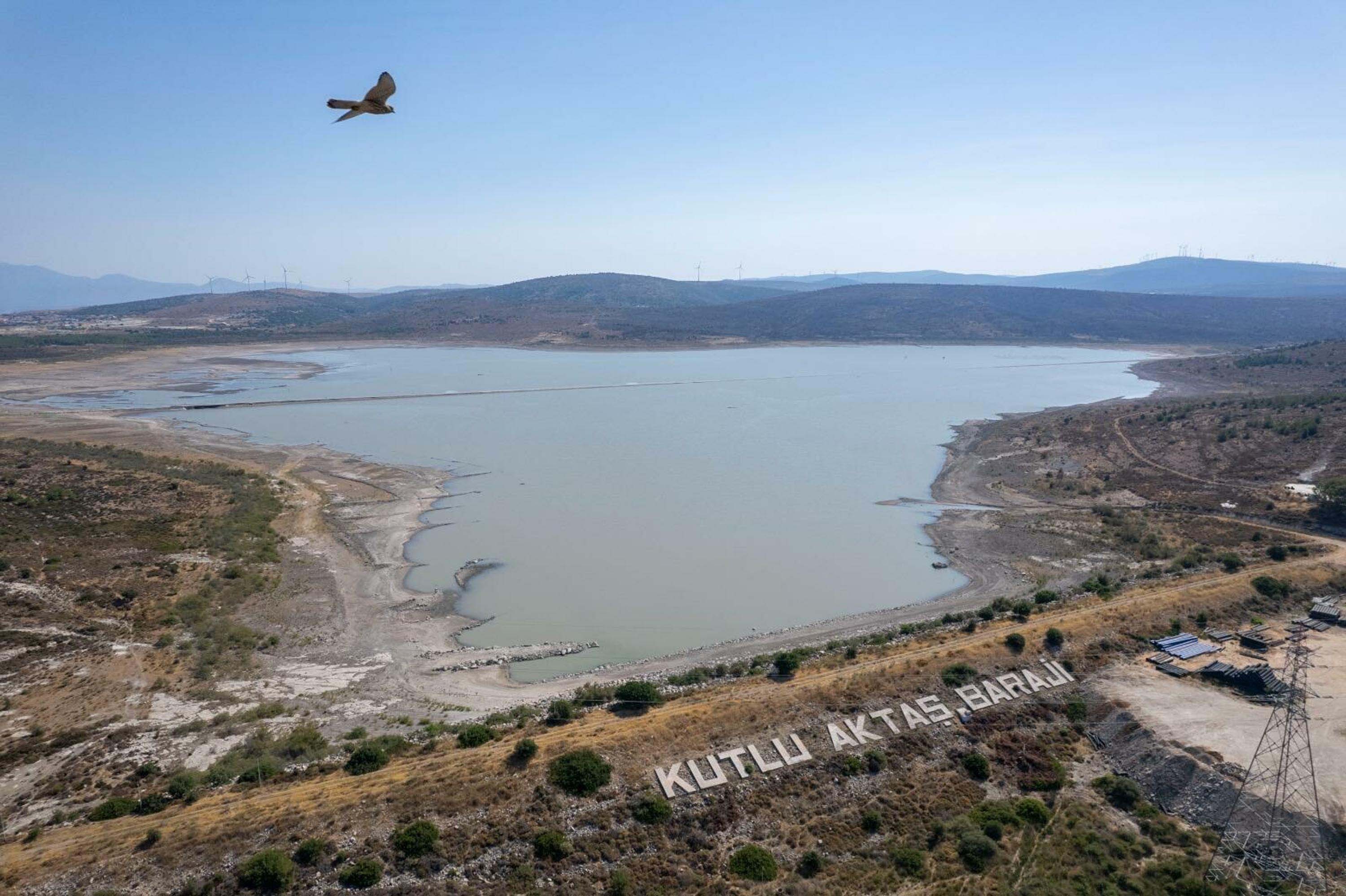 CHP’nin ayıbı örtüldü! Laik Çeşme’nin imdadına devlet yetişti