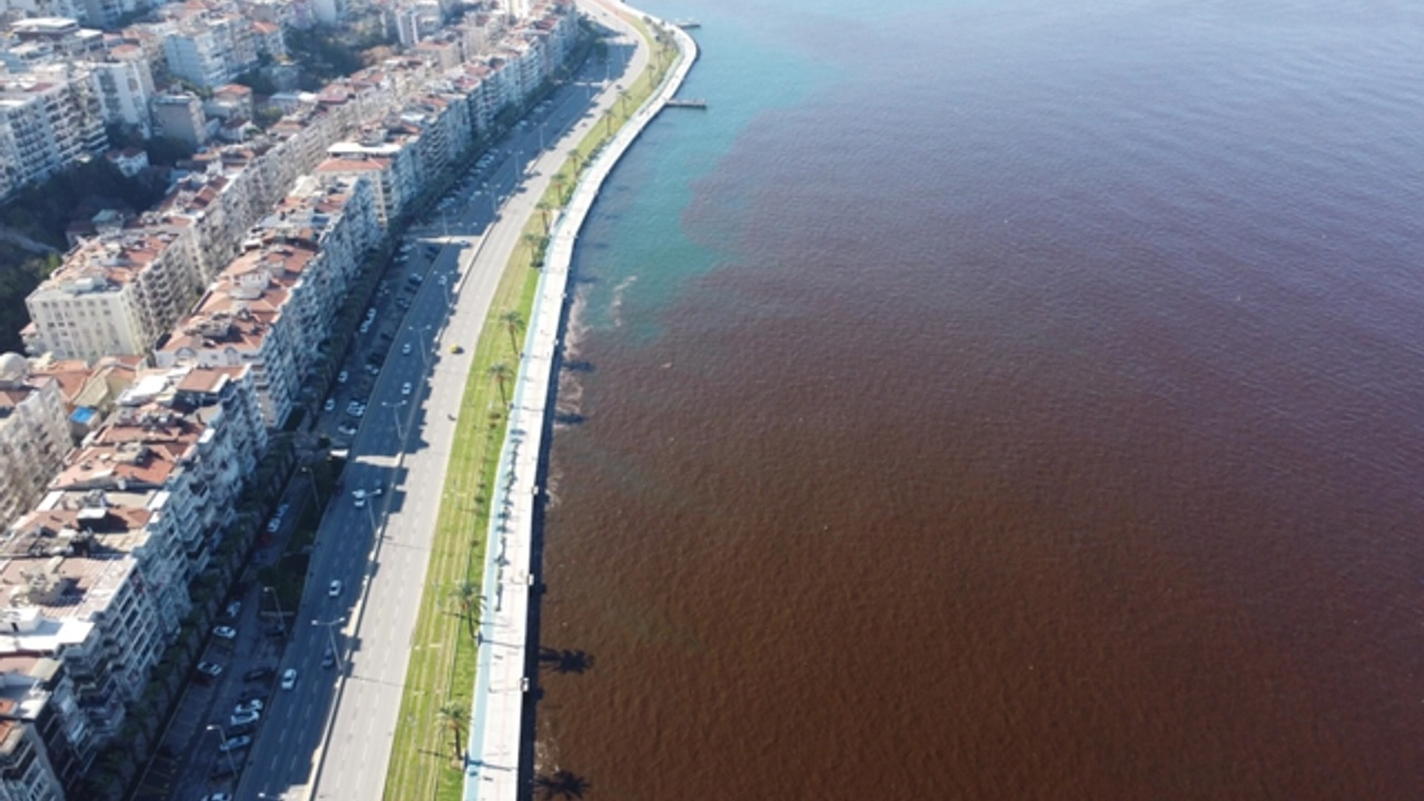 CHP’nin batırdığı İzmir Körfezi’ni de görecek mi? Deniz kirliliğe uzaydan önlem