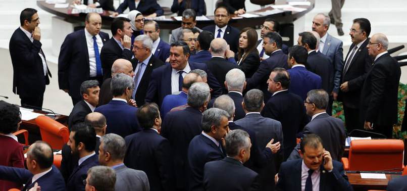 Genel Kurul’da ‘besmele’ krizi