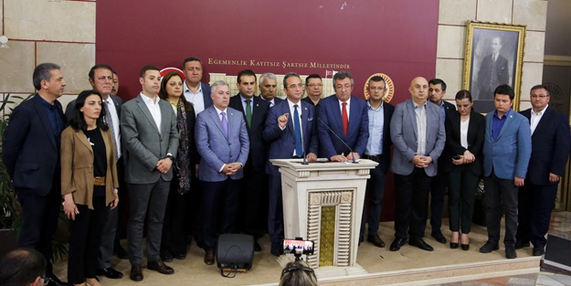 CHP'nin boynu bükük vekili itiraf etti: Koyun gibi gittik