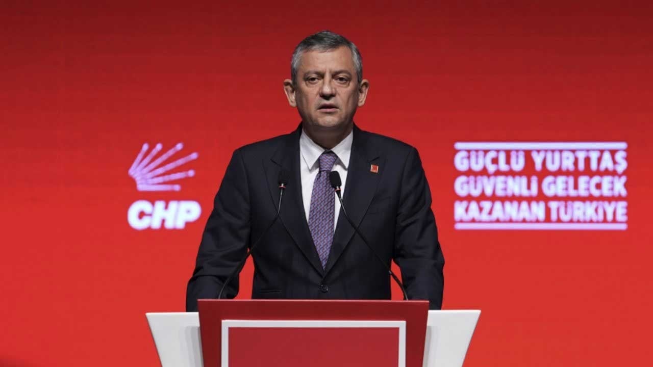 CHP’nin ikiyüzlülüğüne DEM partililerden büyük tepki geldi! Aşıkların arasına Apo girdi!