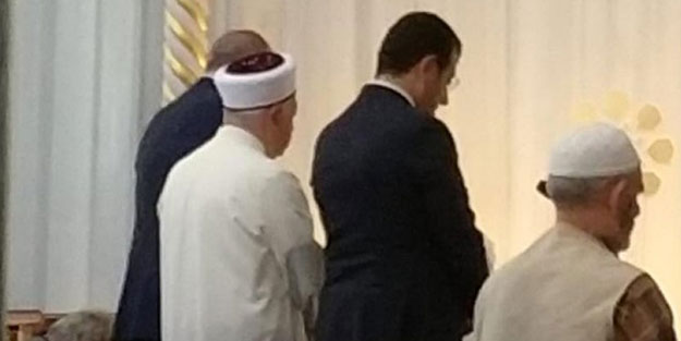 CHP'nin Kemalist laikleri bu görüntüye çok kızacak! İmamoğlu, Erdoğan'la yan yana saf tuttu