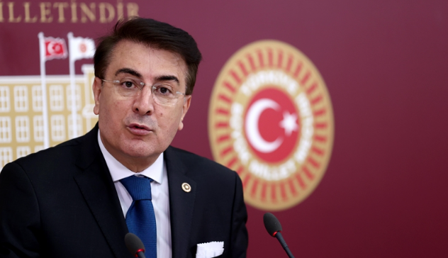 CHP’nin kimyasını bozan manşetler! Akit gerçekleri ifşa ettikçe azgın azınlık nefret kusuyor