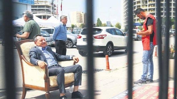 CHP'nin önünde eylem yapan Canyurt'la ilgili önemli gelişme
