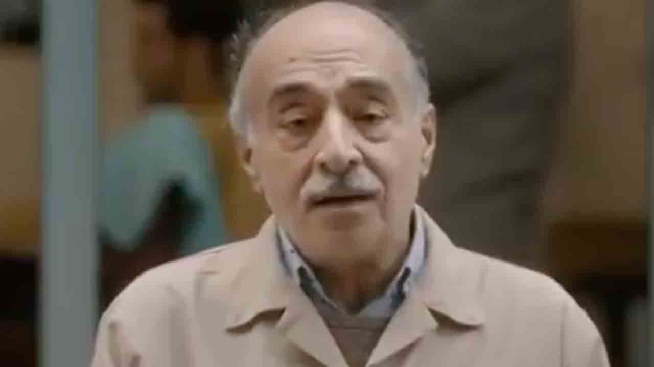 CHP’nin reklam filminde FETÖ detayı! CHP "Tıkır tıkır çalışıyor bizim belediyeler" reklam filmi ile FETÖ’ye selam çakmış!
