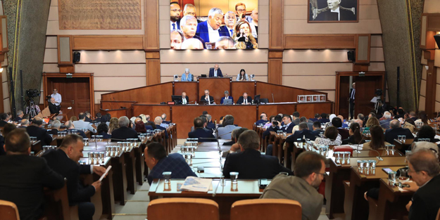 CHP'nin Swiss Otel iki yüzlülüğü! Kadir Topbaş döneminde mahkemeye vermişlerdi, şimdi 'evet' dediler