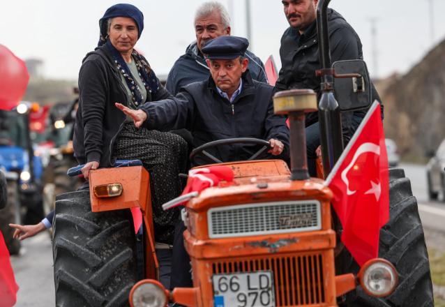 CHP'nin traktörlü mitingine tepki: Depolar devletin mazot desteği ile mi doldu?