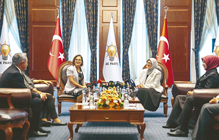 CHP’siz Bayramın gündemi Terörsüz Türkiye! CHP’nin katılmadığı bayramlaşmalar huzur içinde geçti