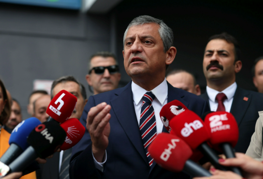 CHP’ye kimler zarar veriyor? Tekin ve Şimşek mi Özkan Yalım mı? Yılmaz Özdil Özel’in içinden geçti
