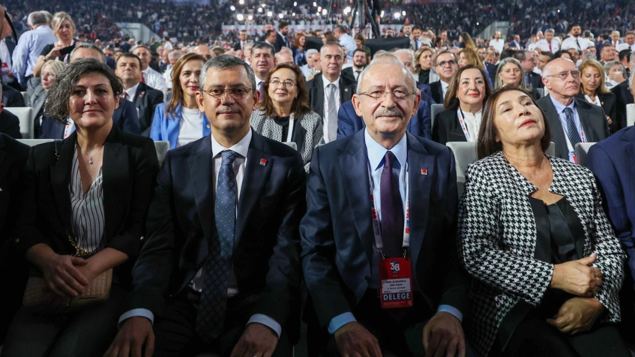 CHP’ye kurultay şoku! Özgür Özel şüpheli oldu