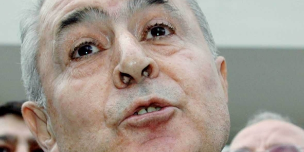 CHP'nin adayı 'trafik ışıklarında duran' Ahmet Necdet Sezer olsun