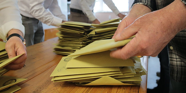 CHP'ye yakın şirketten gündemi altüst edecek İstanbul anketi! CHP elindeki o iki ilçeyi kaybediyor