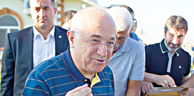 Çiçek: İsrail insanlığın yüz karası