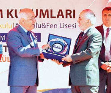 Çiçek: Çocuklarımıza helal ve haramı da öğretmeliyiz