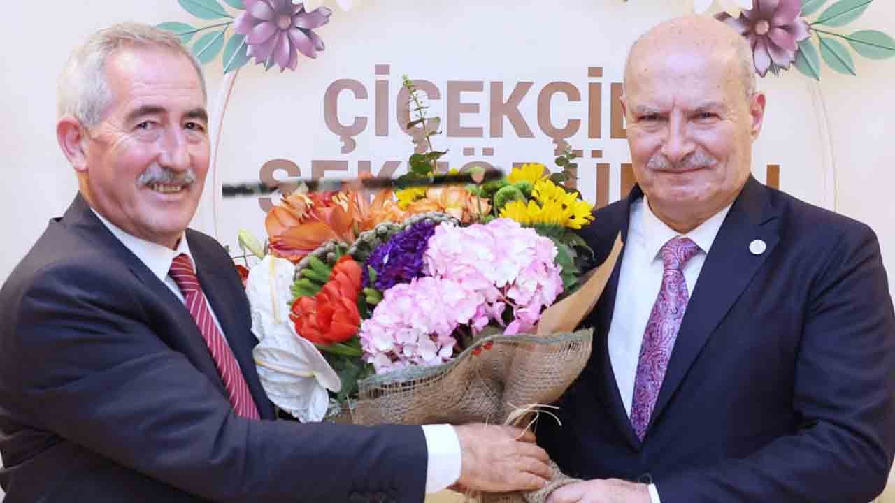 Çiçekçilik sektörünün geleceği ATO’da masaya yatırıldı: Baran, “Özel günlerde çiçek göndermeyin çağrısı sektörü zora sokuyor”