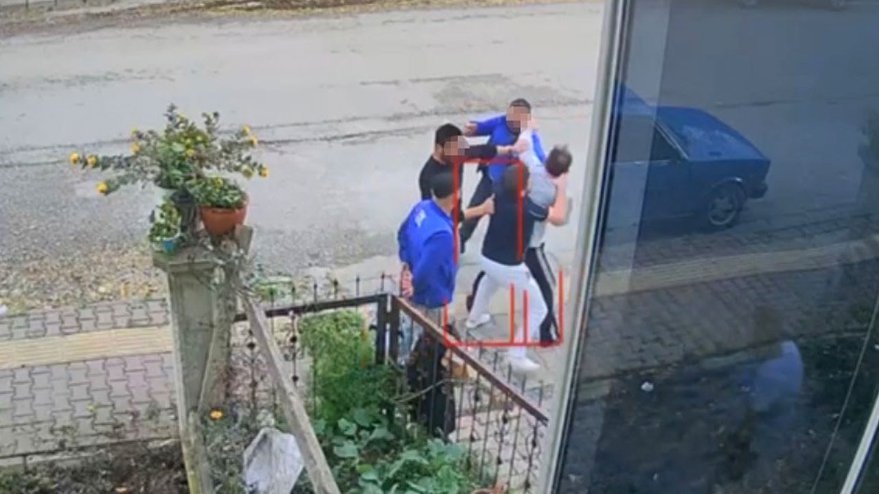 Çiçeklere çamaşır suyu dökerken yakalandı, uyaran komşularını adam gönderip dövdürdü