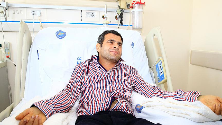 Çift kol nakli yapılan hasta, parmaklarını oynatmaya başladı