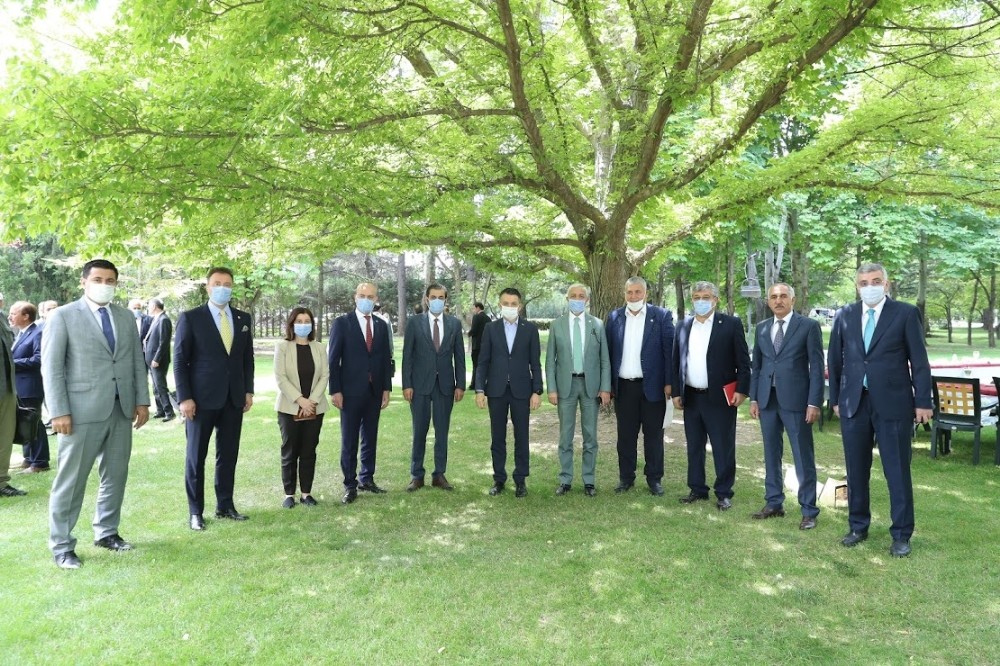 Çiftçilerin sorunları tarım bakanına iletildi 