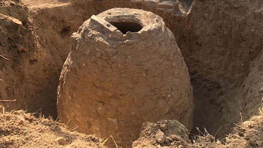 Çiftçinin pulluğuna takılan 250 yıllık 'gıda ambarı' koruma altında