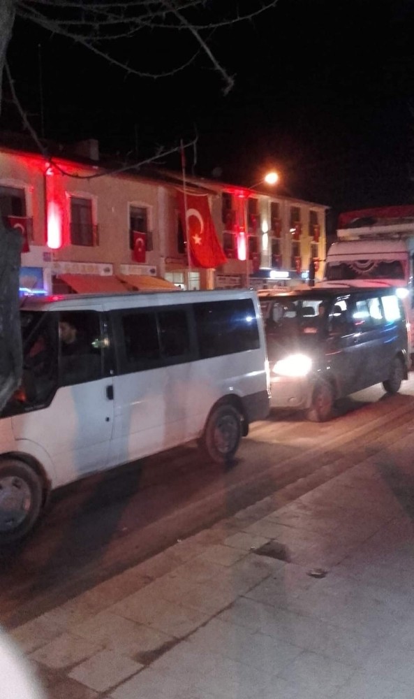 Çifteler ‘de İdlib şehitleri için konvoy oluşturuldu 