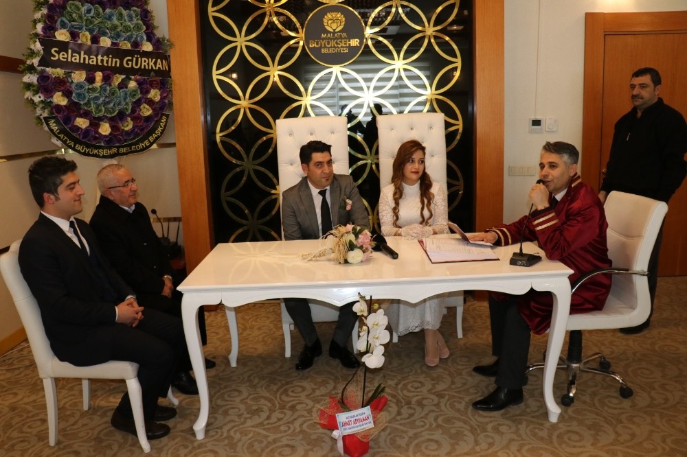Çiftler nikah kıymak için 14 Şubat’ı tercih ettiler 