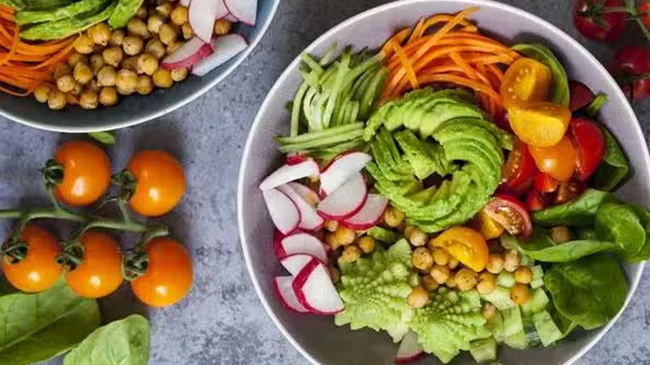 Çiğ bazı besinler bakteri ve parazit taşıyabilir: Baş ağrısı yapıyor! Olumsuz tablo