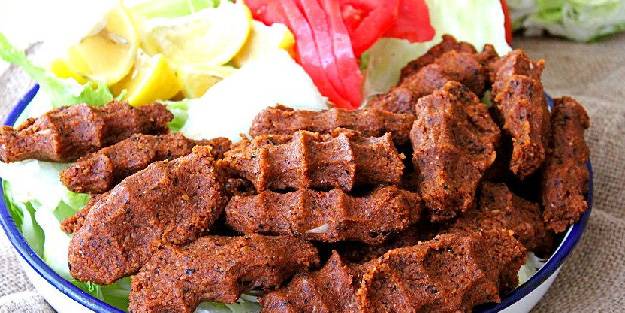 Çiğ köfte tarifi - Evde çiğ köfte nasıl yapılır? Kolay tarif