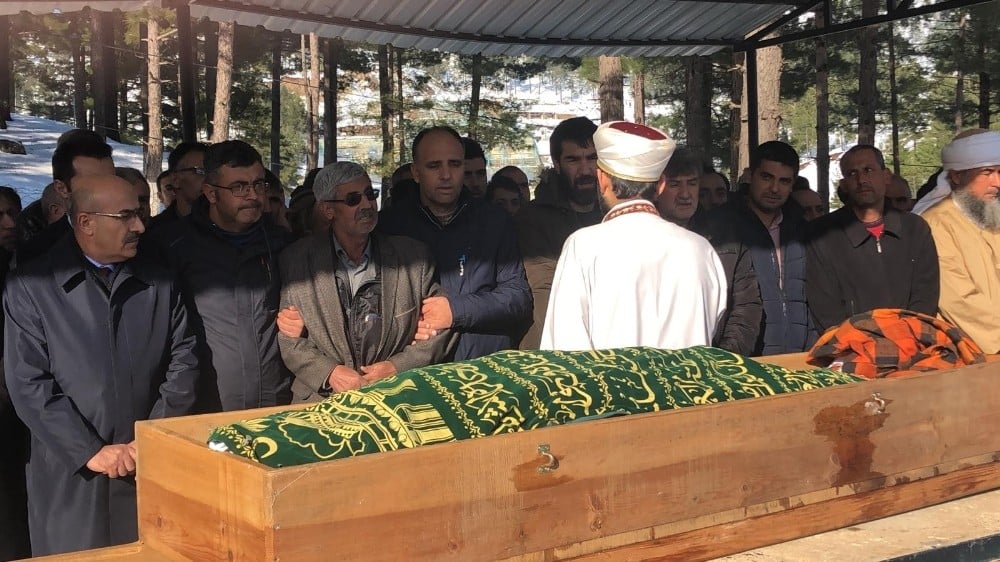 Çığda ölen madenci toprağa verildi 