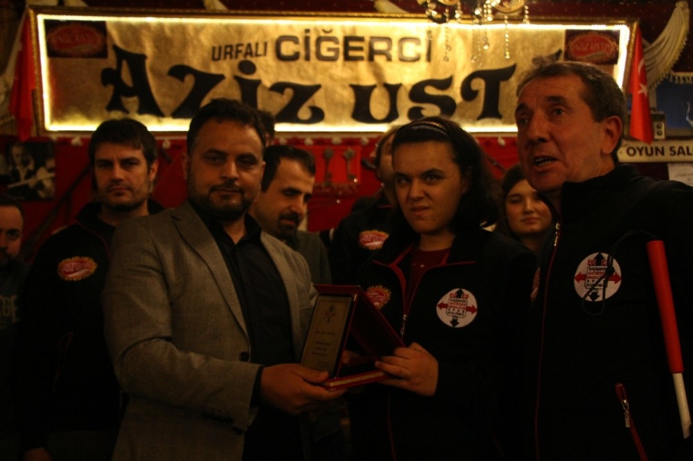 Ciğerci Aziz Usta’dan spora destek 