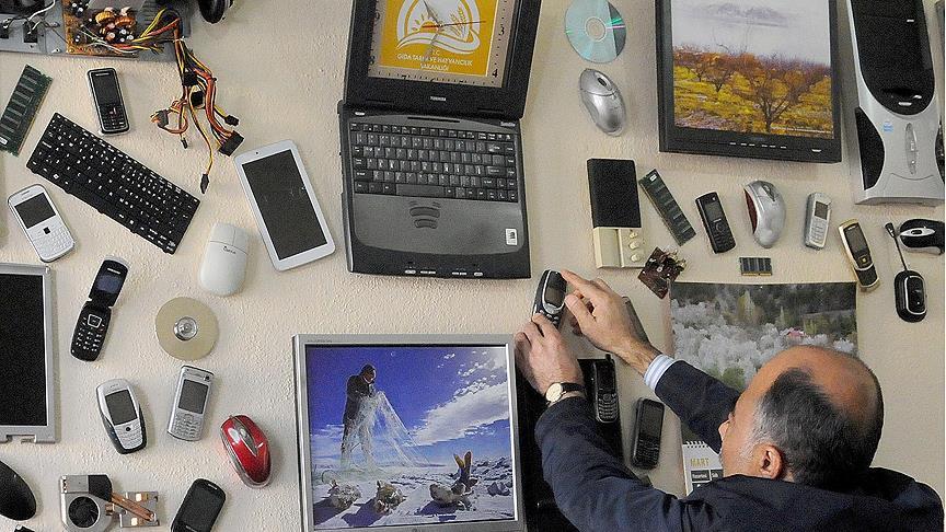 Cihazları değerlendirerek farklı eşyalar yapıyor!