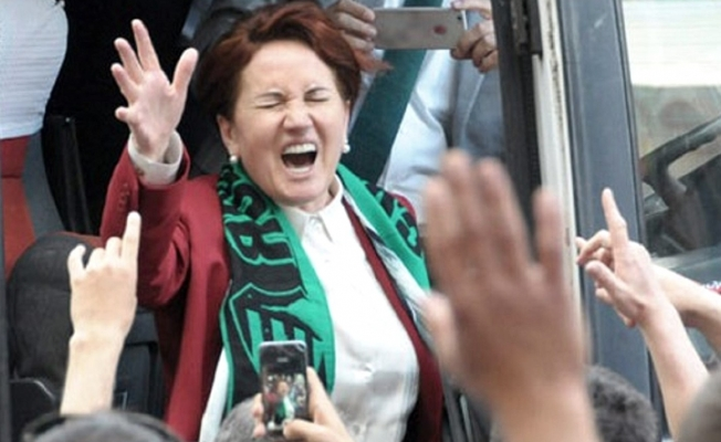 Çıkar kağıdı kalemi! Yazılı sınav var Meral Akşener