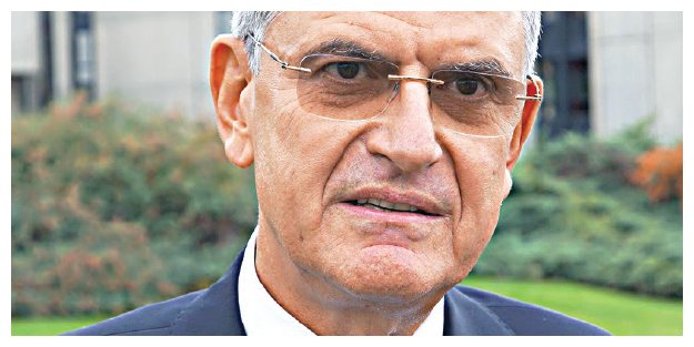 Çıkarları için ülkelerini ateşe attılar